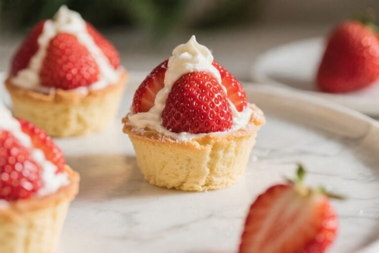Strawberry Shortcake Cups Summer Dessert – Light, Fresh, and Easy